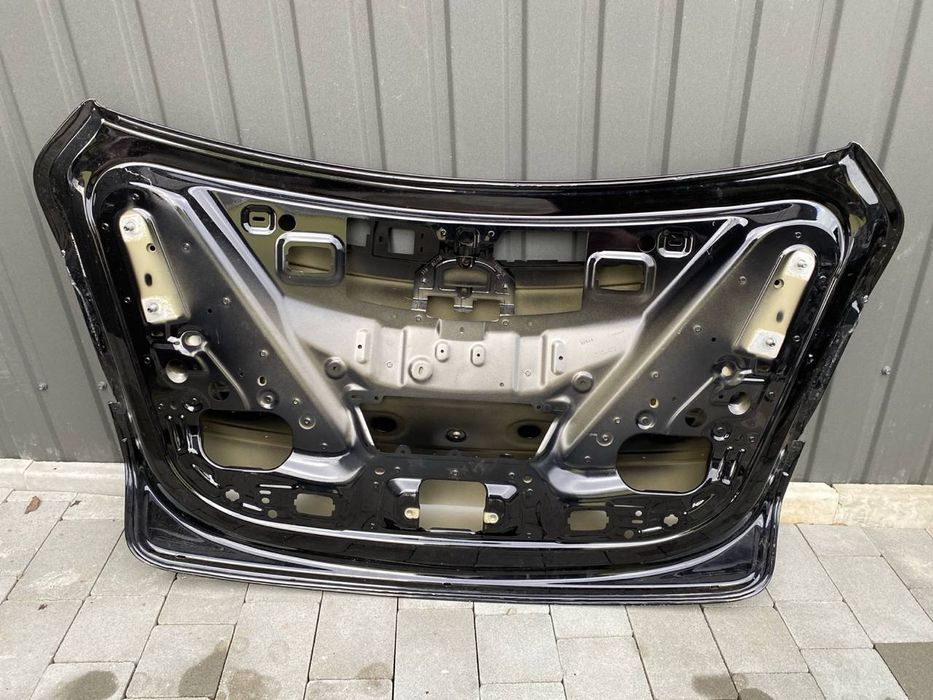 Porsche taycan 9j1 кришка багажніка