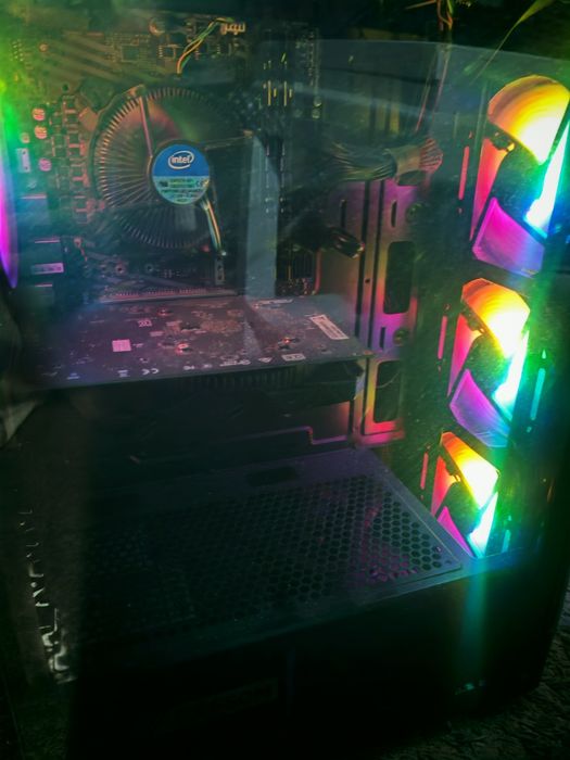 PC i5 10400 NVIDIA 1650 + monitor AOC 27 polegadas