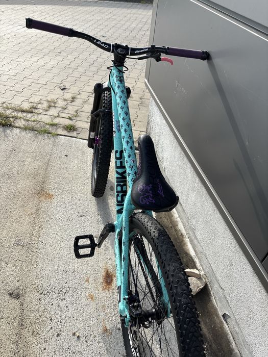 Dirt Ns decade 2025r toothpaste