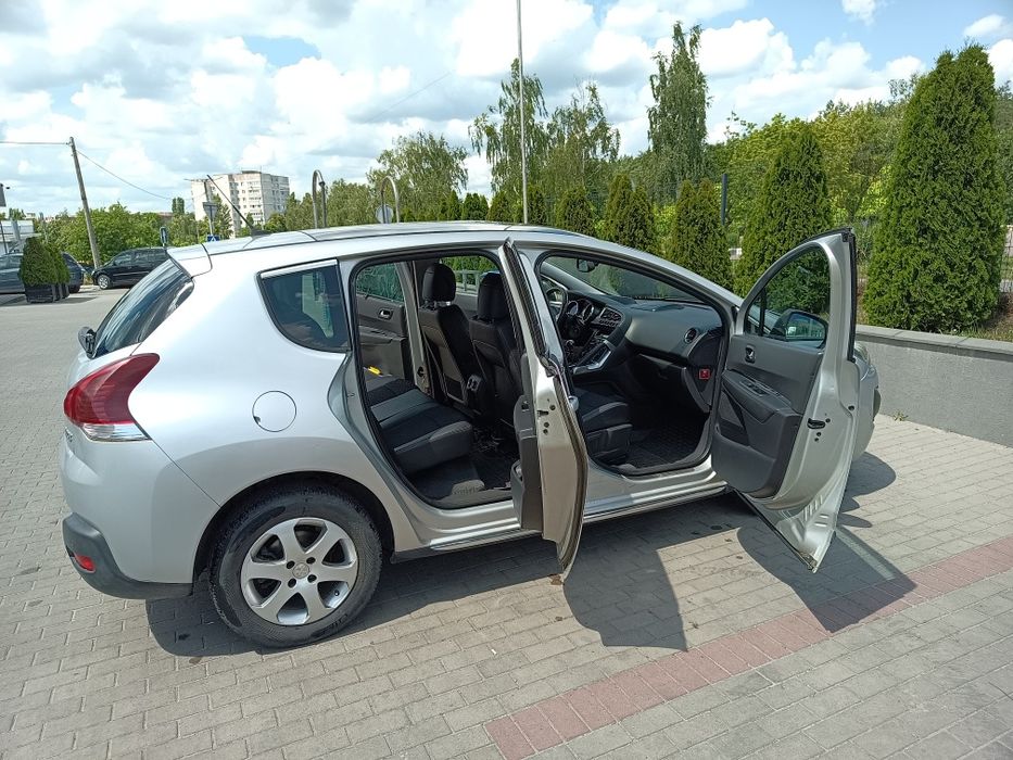 Peugeot 3008  Blu e HDI 1.6  2015р