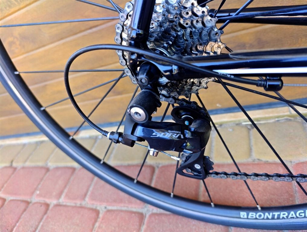 szosowy TREK Domane AL3  rozmiar 62 cm XL