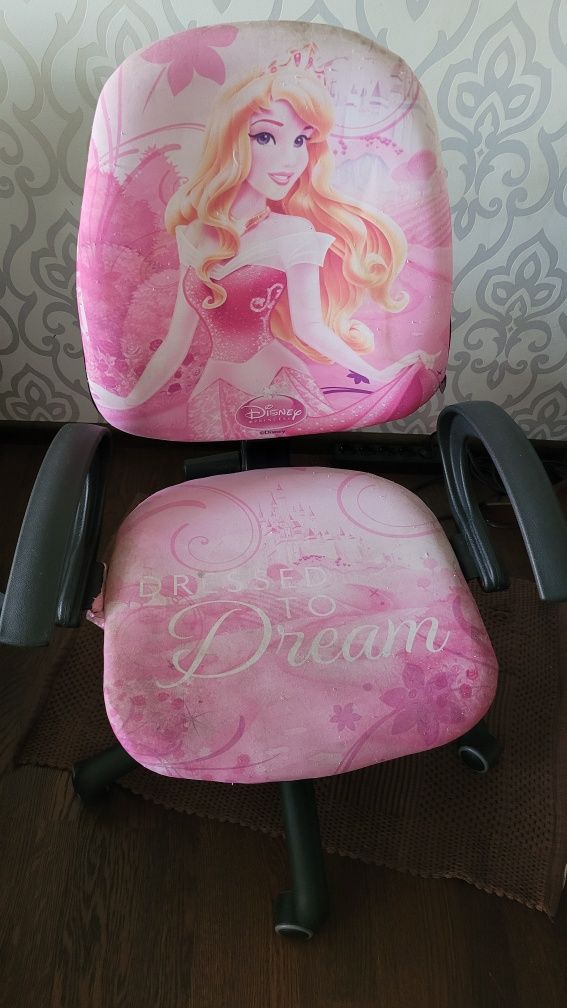 Крісло для школярки принцеса Аврора