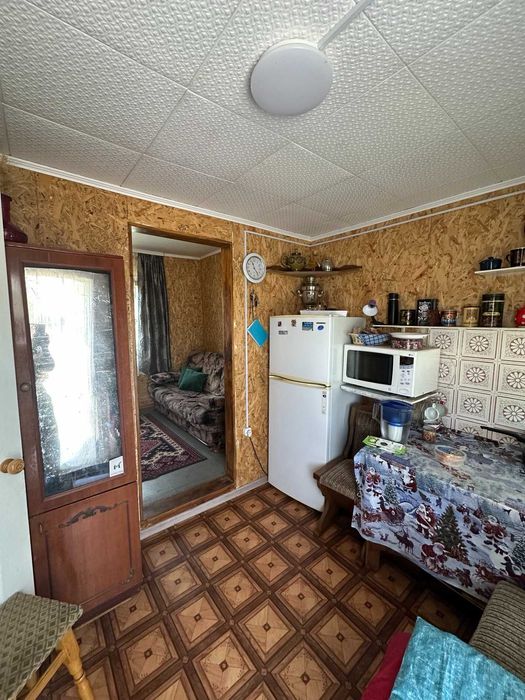 Мила дача з   красивою ділянкою для відпочинку