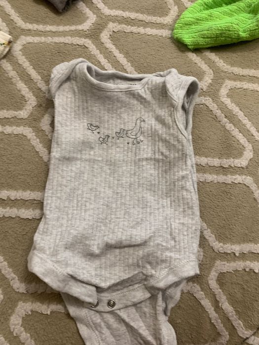 Речі на дівчинку