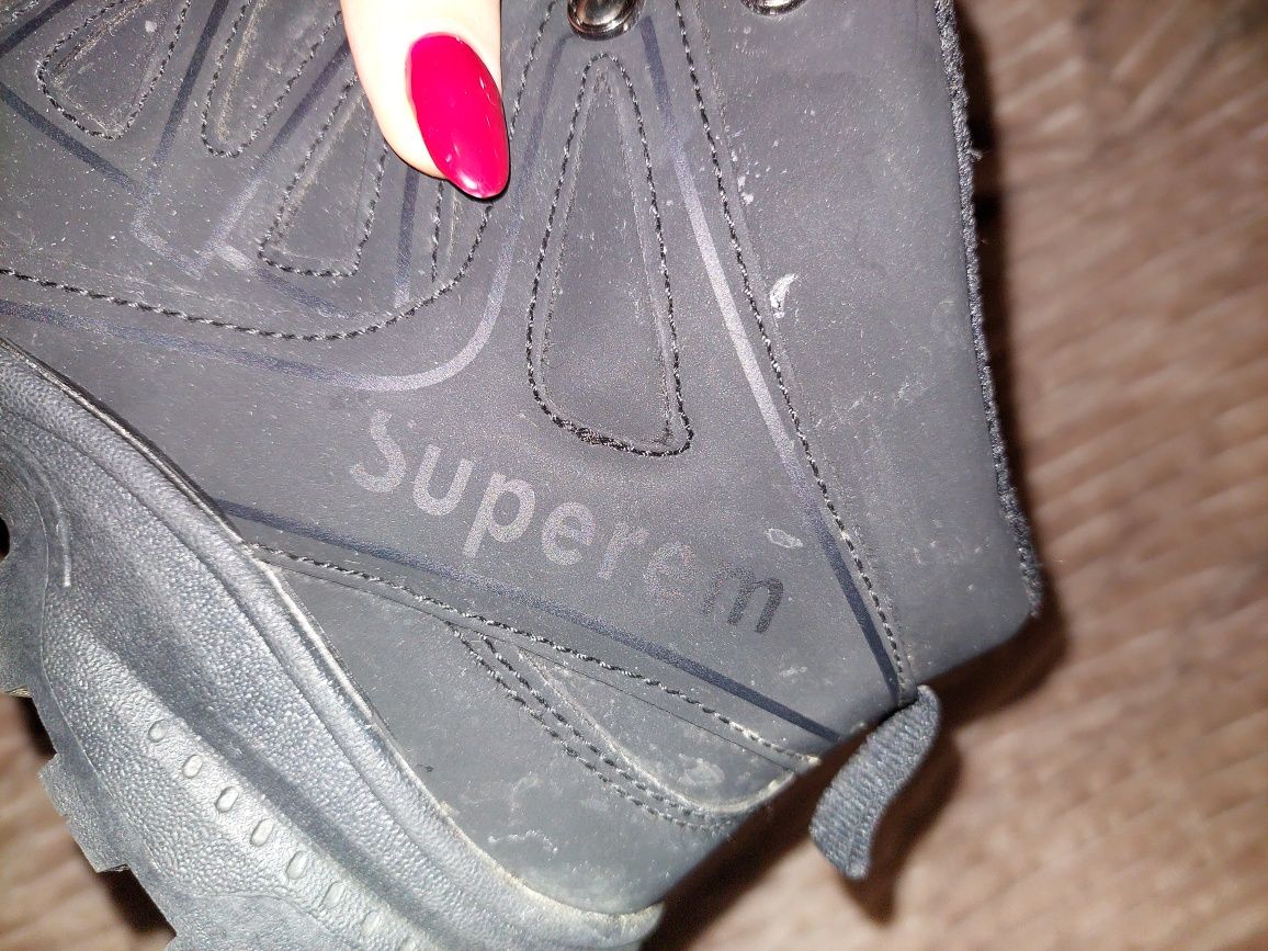 Зимние замшевые женские чёрные ботинки Superem