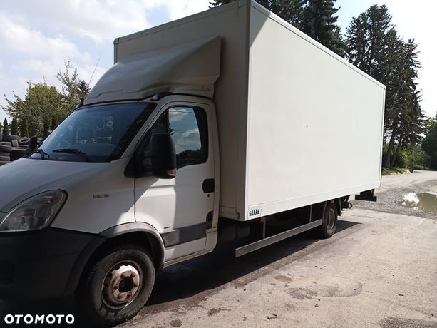 Iveco Daily  Iveco Daily kontener 3.5t winda