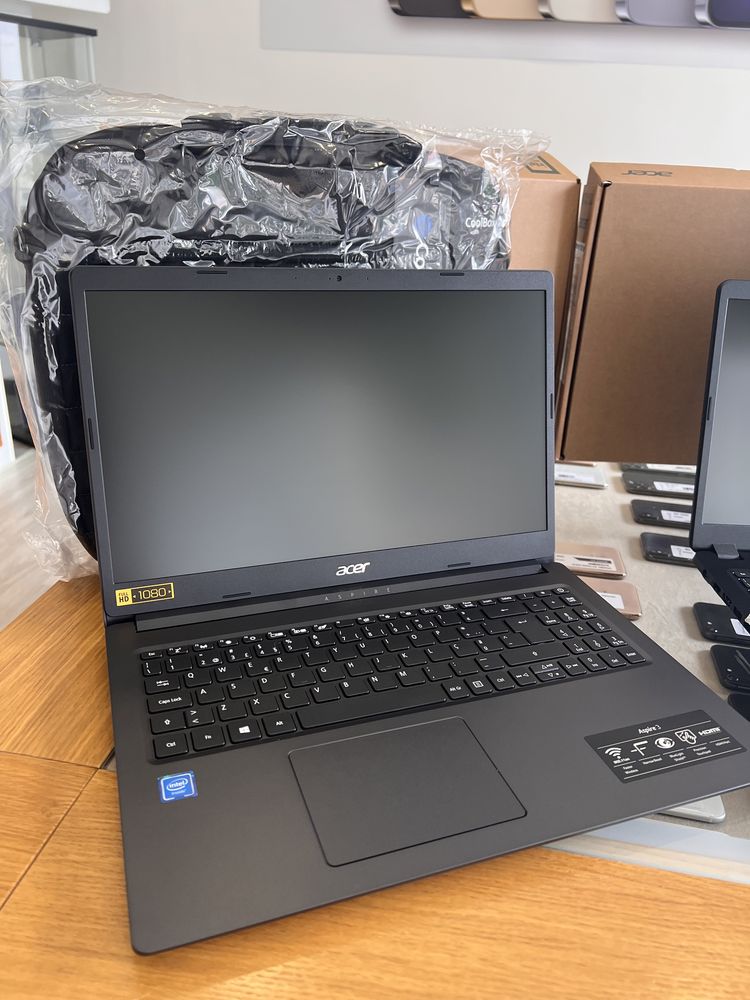 Portátil ACER Aspire 3 256GB *NOVO