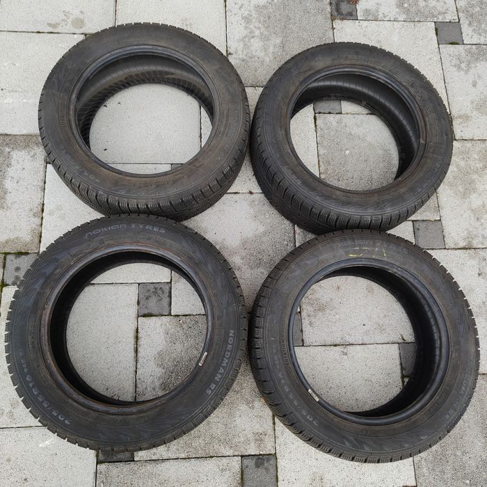 Зимние шины/ зимові шини Nokia 205/55/R16 XL NORDMAN