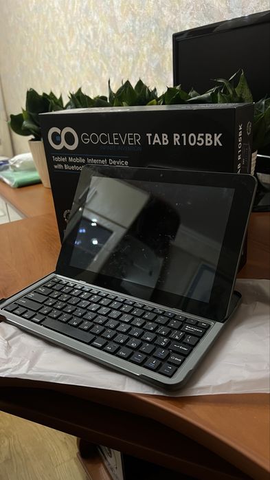 Планшет+клавіатура GO GOCLEVER TAB R105BK
