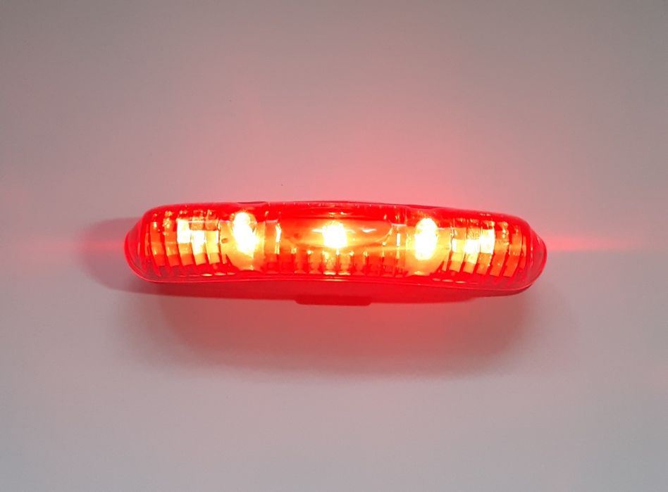 Ліхтар габаритний задній