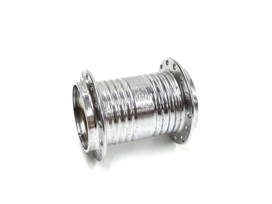 NOWY Korpus piasty Romet Universal 28 szprych 1984 rok