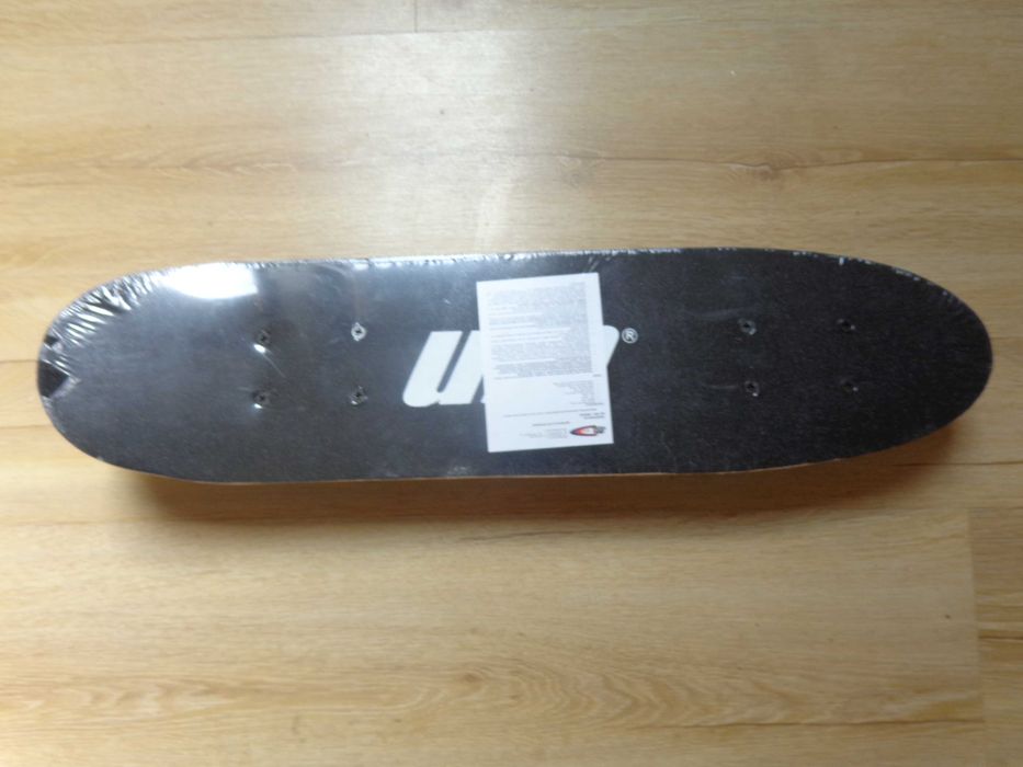 Zestaw - Deskorolka, kask, ochraniacze, pokrowiec - nieużywane