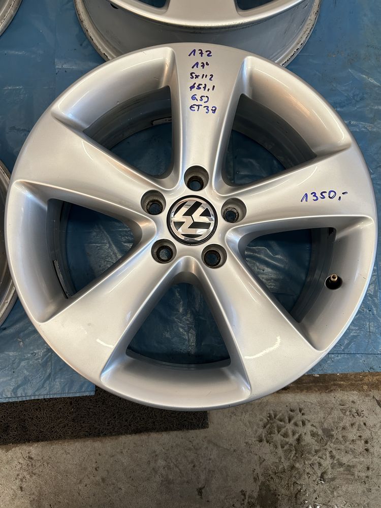 172 Felgi aluminiowe VW Volkswagen R 17 5x112 Ładne