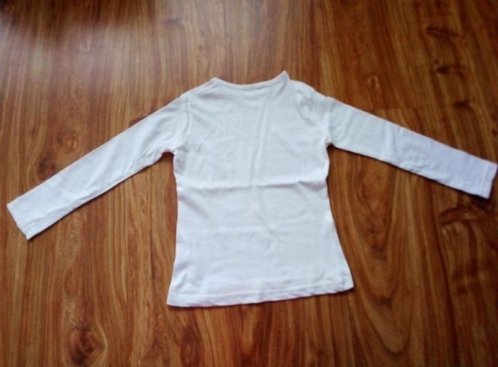 Bluzka 110/116. Jak nowa. Cienka.