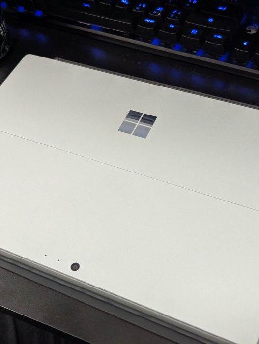 Планшет Microsoft surface pro 6 i5 8250u 8/128