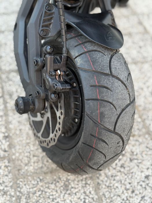 Hulajnoga elektryczna Nami Burn-e 3 Max 2*1500W 40Ah 72V