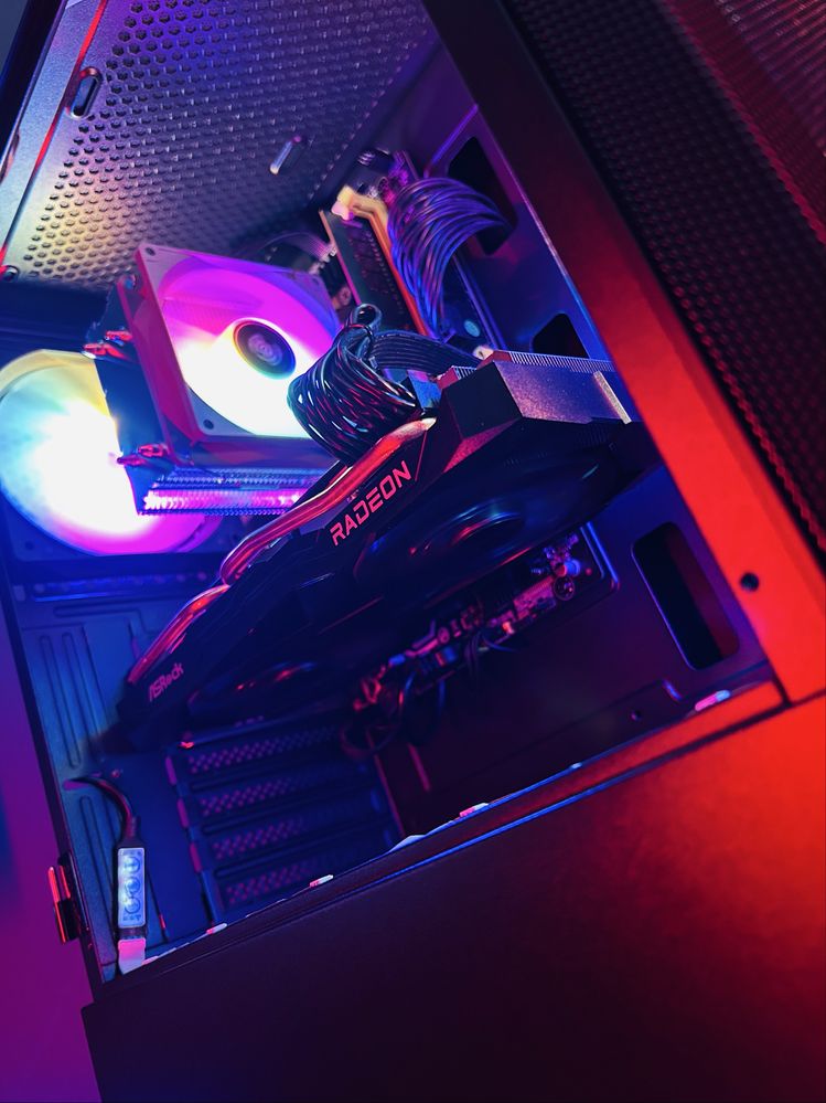 Komputer Do Gier Gamingowy RGB Intel I7 6X3,7Ghz RX6700XT 32GB DDR4 M2