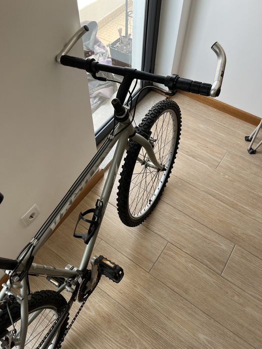 Bicicleta de Montanha Kästle