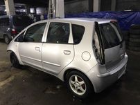 кузов, деталі кузова для Mitsubishi Colt 2004-2007pp
