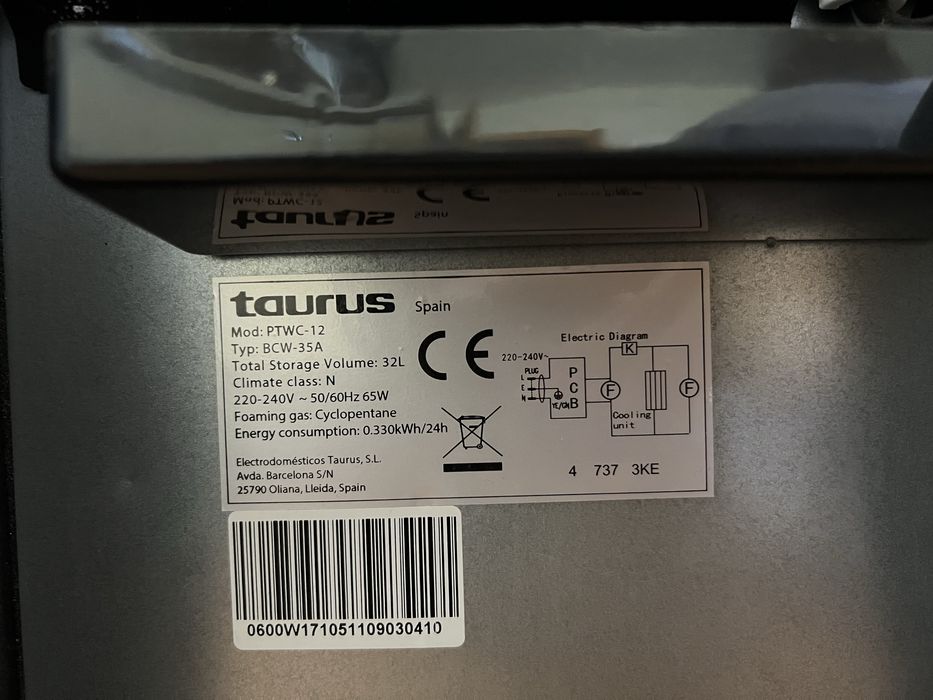 Vinoteca TAURUS PTWC 12