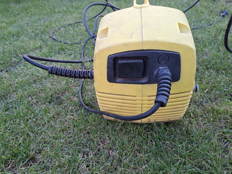 Myjnia ciśnieniowa Karcher 310  na części lub do naprawy myjka