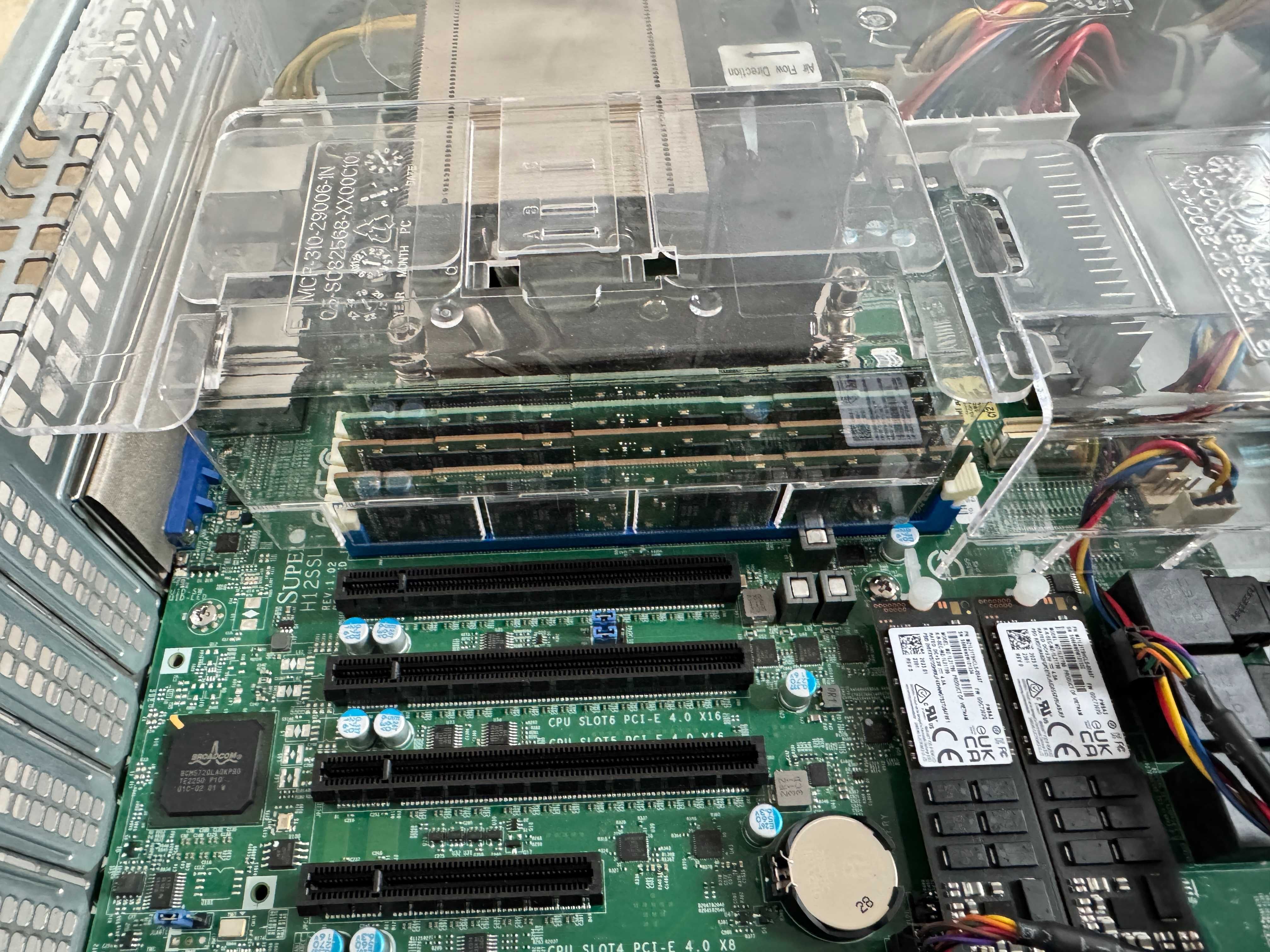 Supermicro server AMD EPYC 7443P