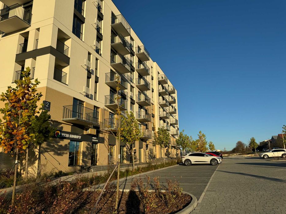 Продаж комерційного приміщення 65.65 кв.м. м. Пустомити