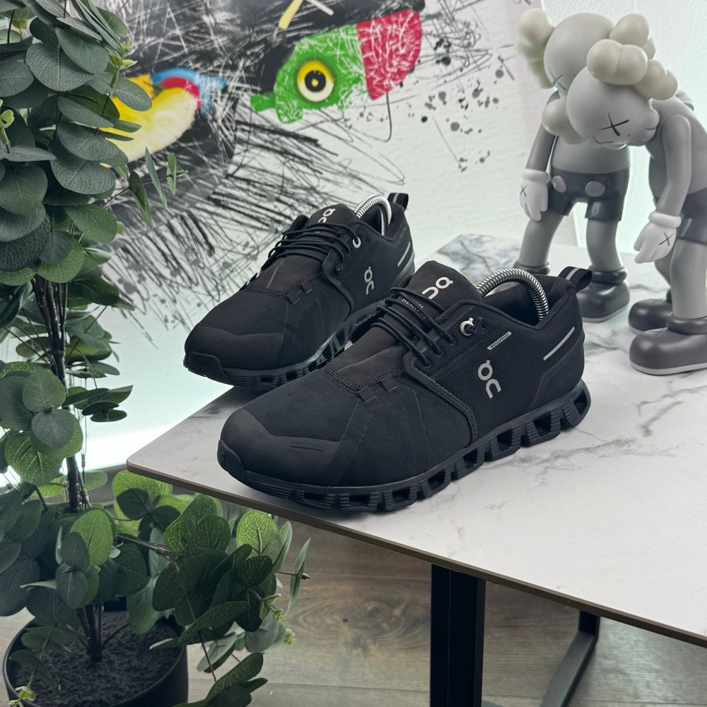 Кросівки On Cloud 5 Waterproof 42 розмір 4495