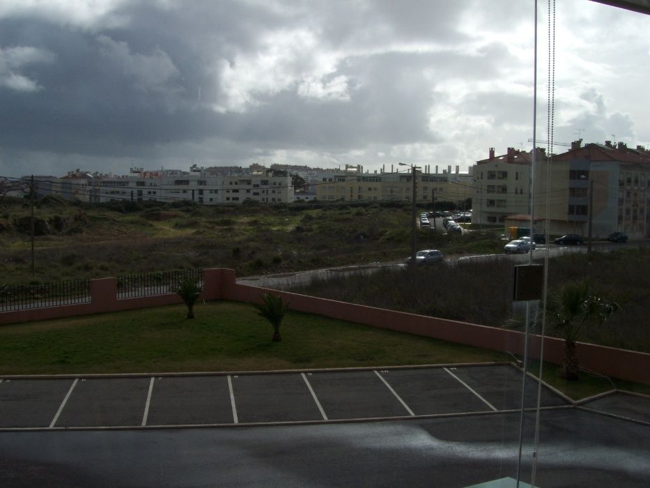 Estacionamento para barcos, caravanas, roulottes.