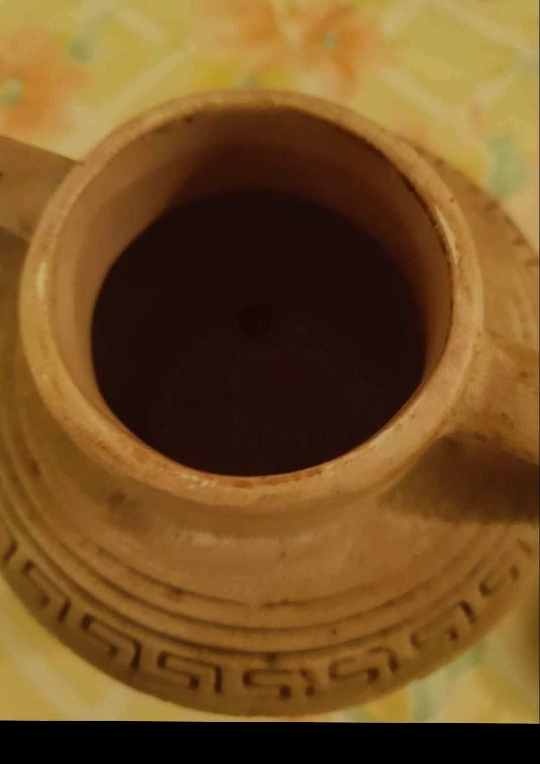 Panela de 3 pés em barro comfiguras