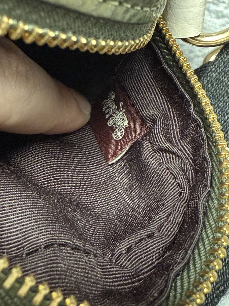 Skórzana torebka Coach, mini dempsey camera bag signature stripe