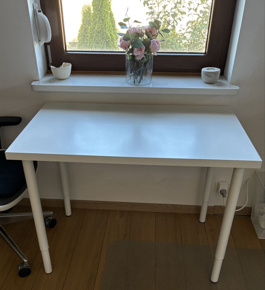 Biurko OLOV Ikea 100x60cm z koszem na kable