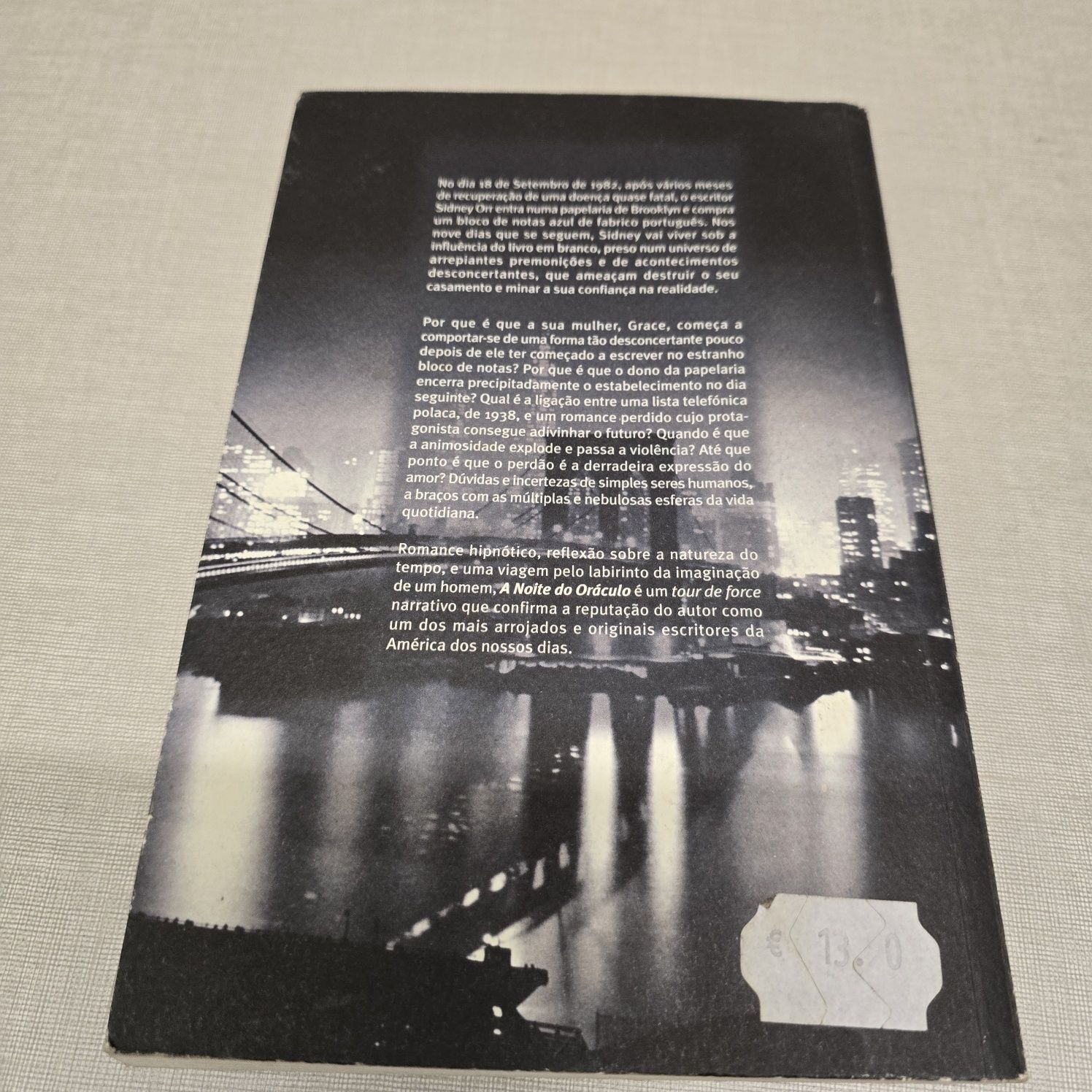 Livro  " A Noite do Oráculo"