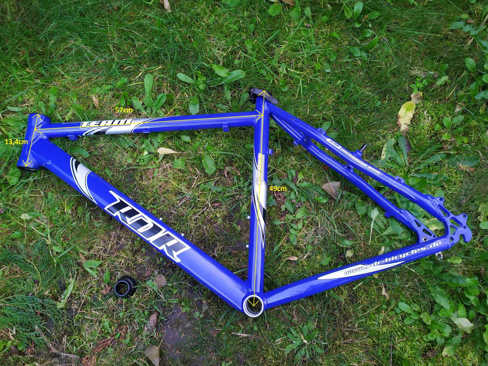 RDR Team Replica rama Alu  Koła 26 / 27,5'' Roz. 19'' Polecam