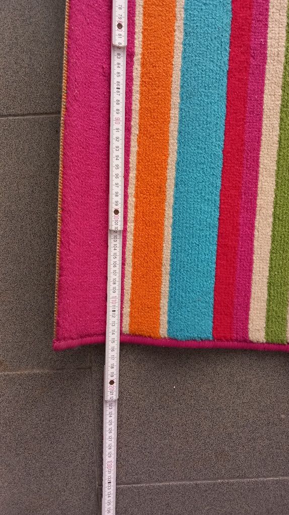 Tapetes multicoloridos 158x115