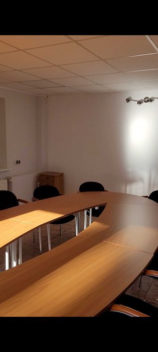 Stół konferencyjny Duży stół do spotkań