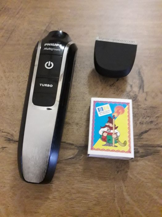 Машинка для стрижки волос марки ФИЛИПС