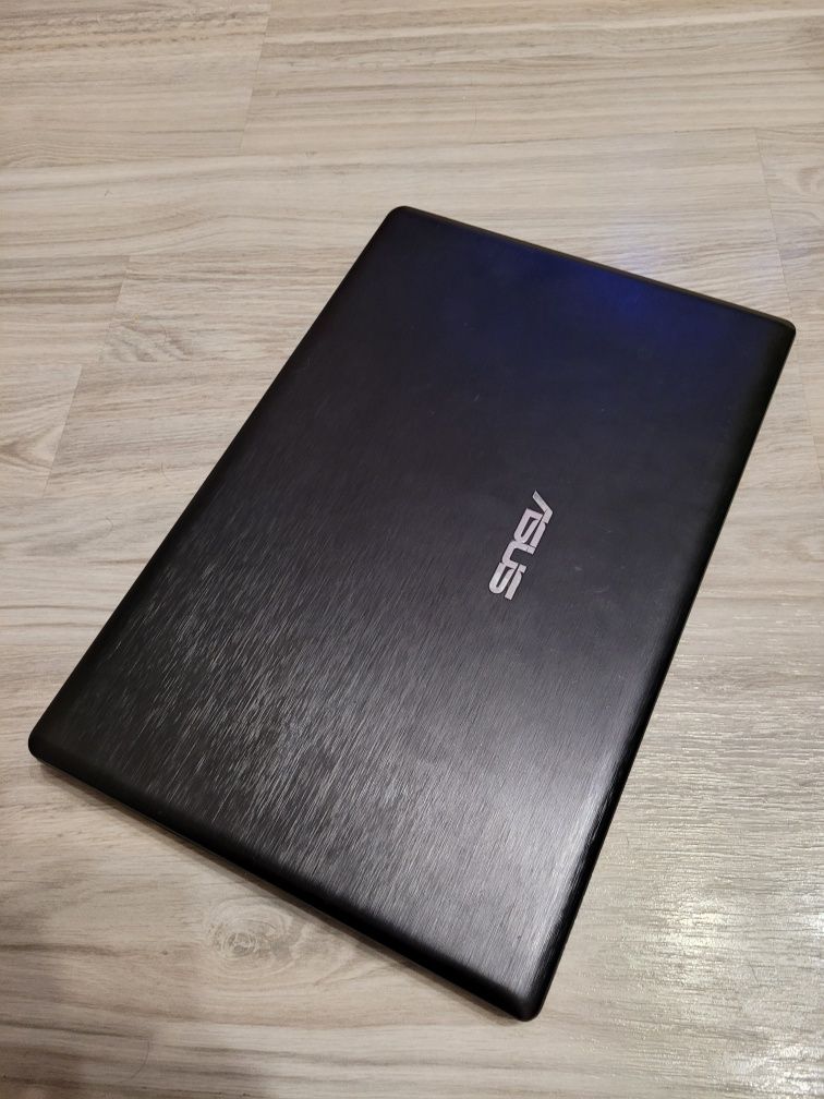 Asus X55VD i3-3210m 4gb озу ssd 120gb