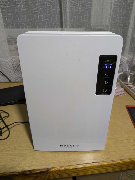 Duzy osuszacz powietrza pochlaniacz wilgoci 2,2L oczyszczacz UV 90W