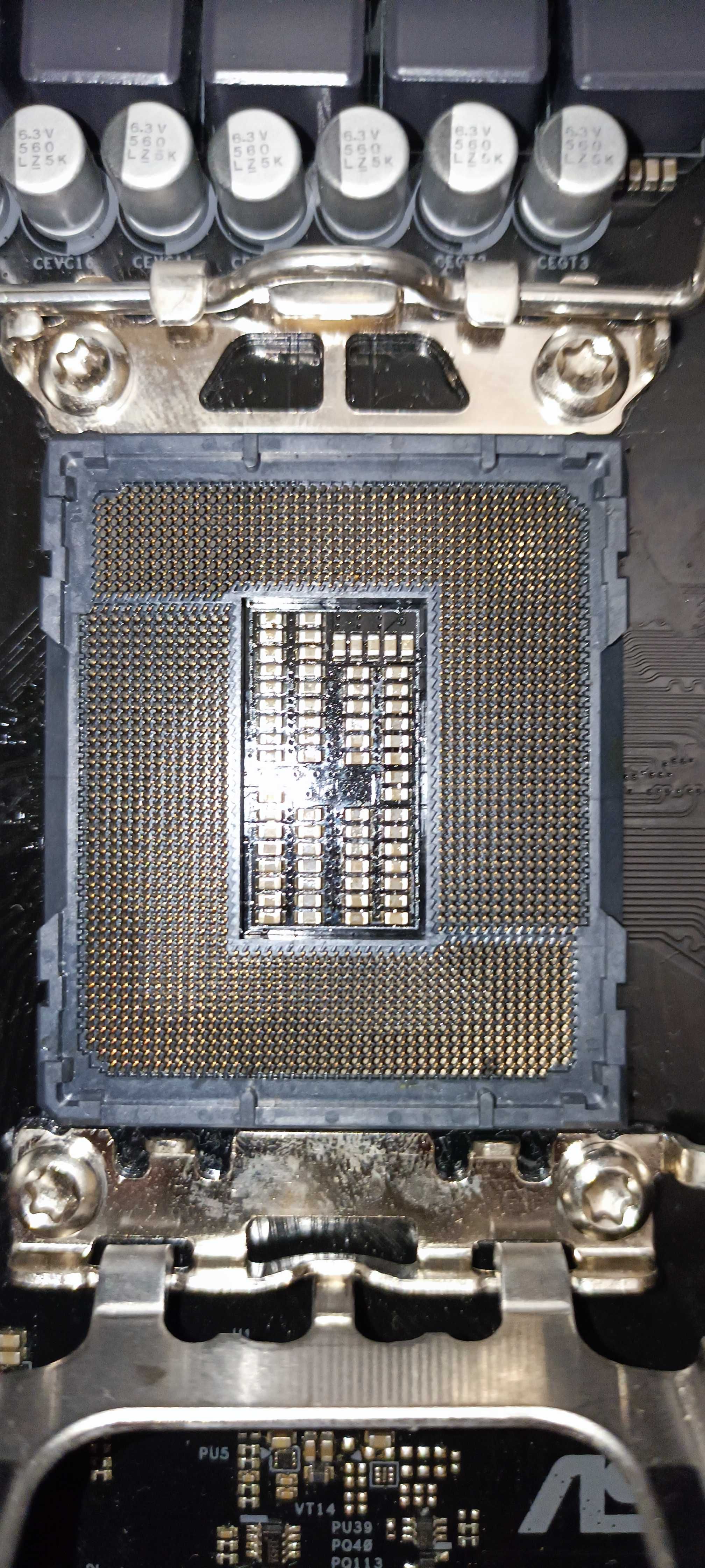 Материнська плата Z690 Phantom Gaming  s1700 DDR5 уцінка!
