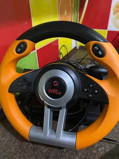 Игровой Руль с педалями