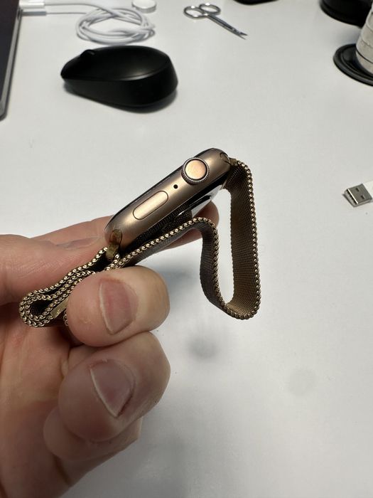 Apple Warch 4 Gold 44mm