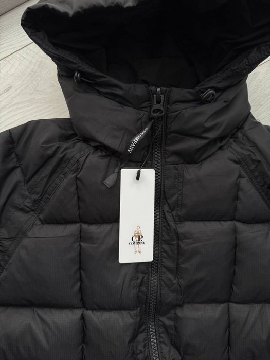 Пуховики CP company