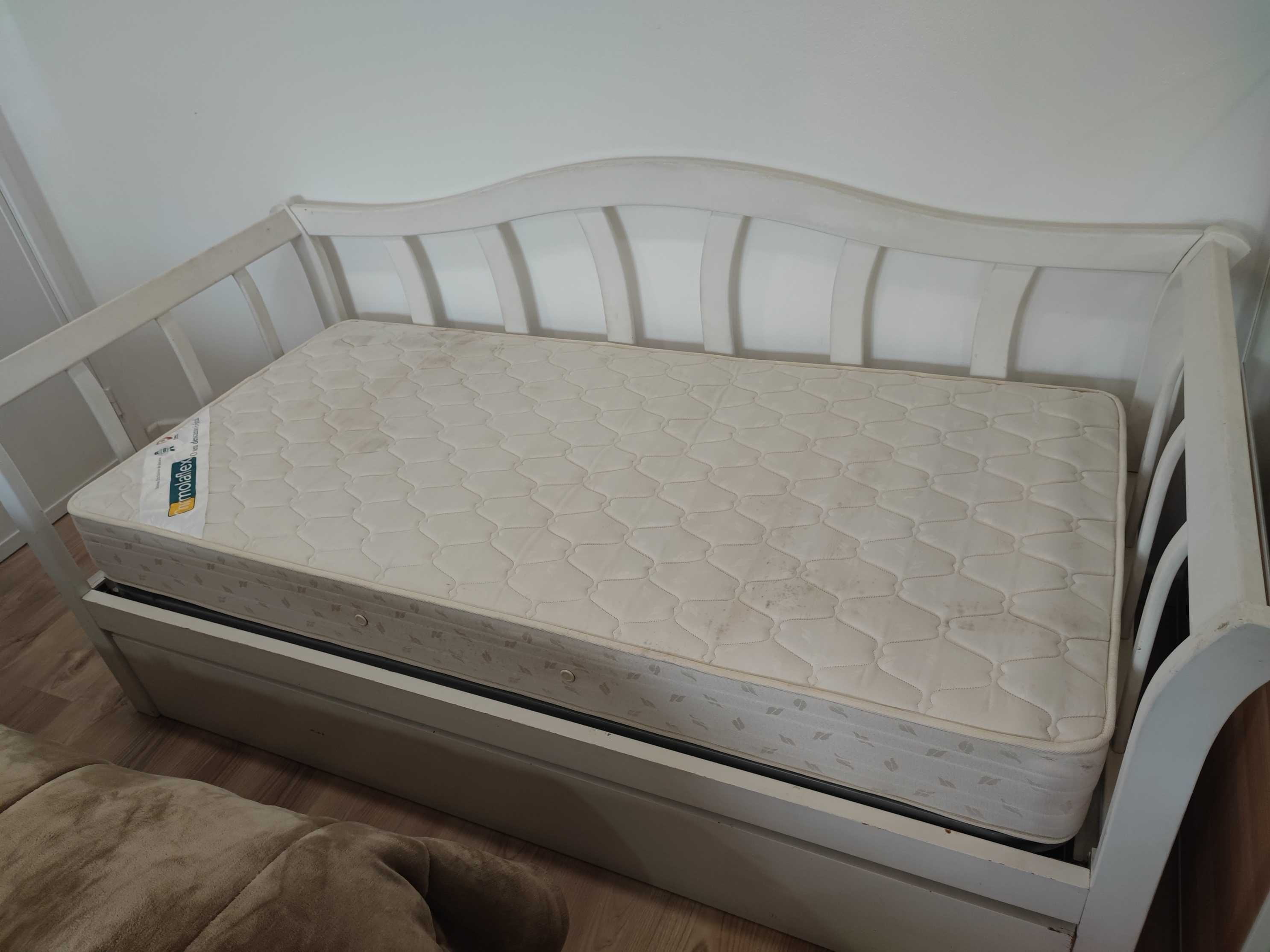 Cama Individual com Gavetão em Pinho + Colchão Molaflex