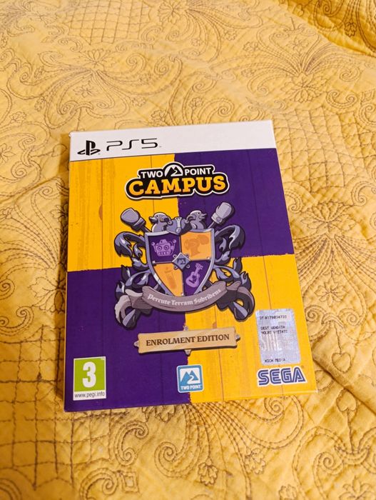 Two Point Campus na PlayStation 4