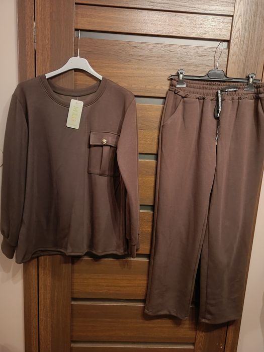Dres czekoladowy bluza i spodnie