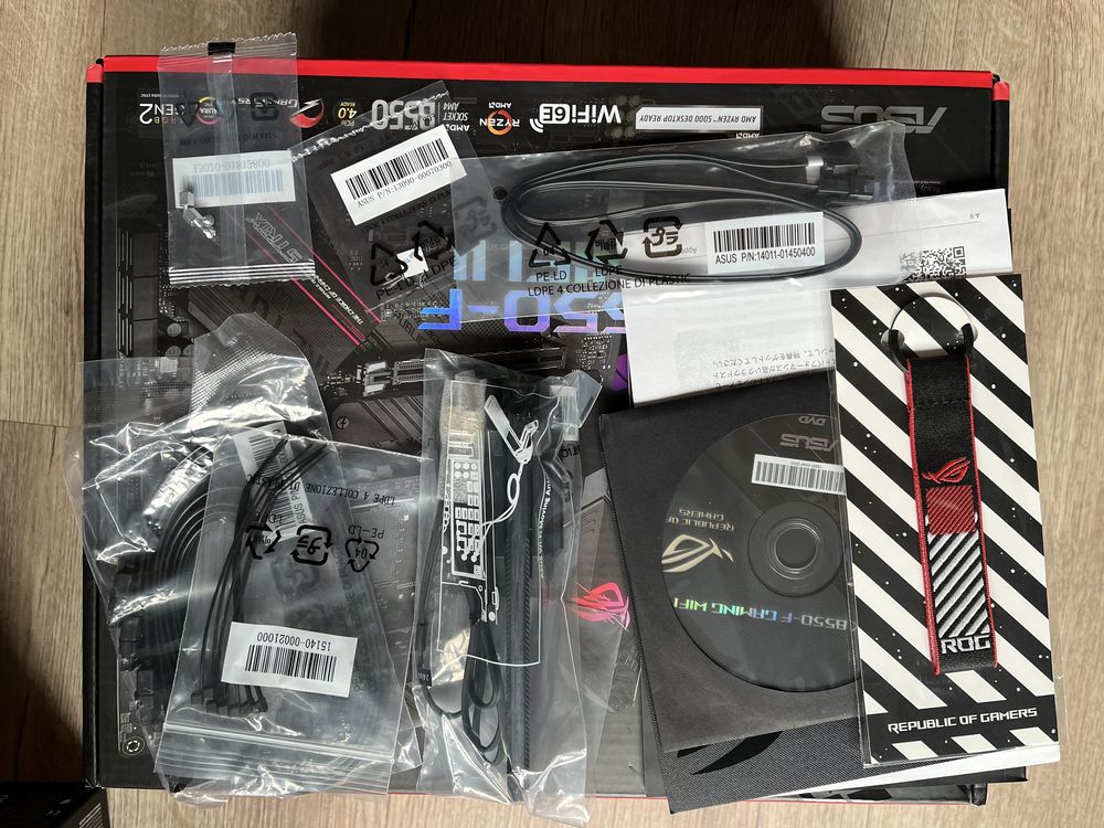 Материнська плата ASUS ROG STRIX B550-F GAMING WIFI II