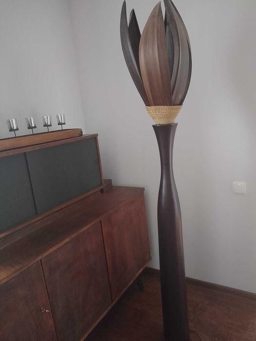 lampa z drewna egzotycznego ok. 200 cm