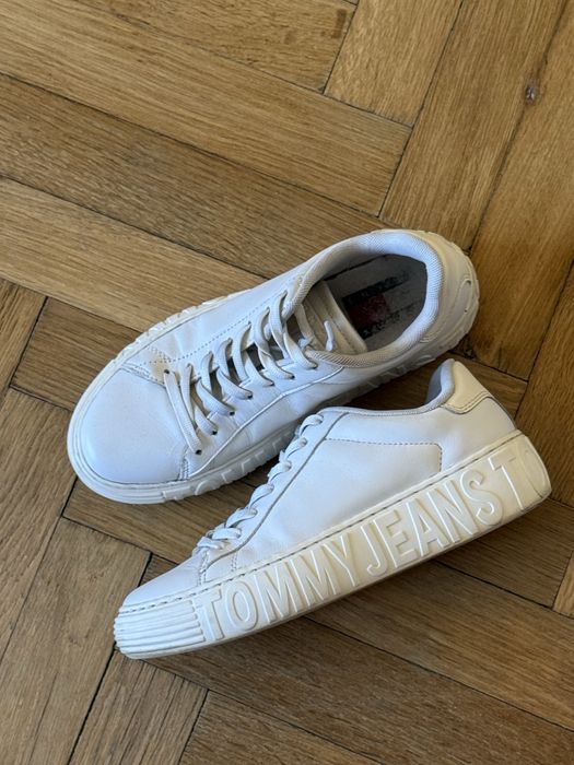 Кеди Tommy Hilfiger 37 р.