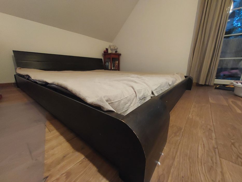 Łóżko drewniane dębowe niskie